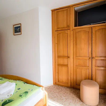 Hisa Resje Konukevi Bohinj