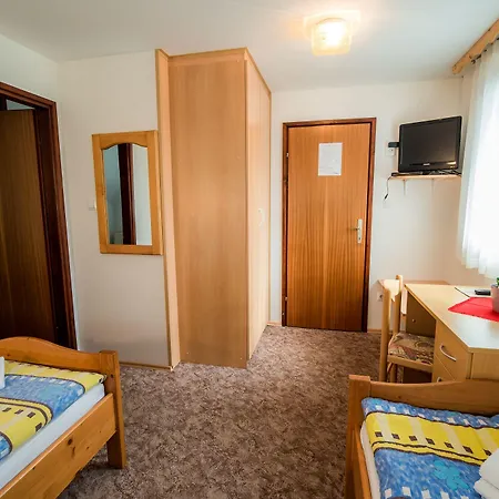 Hisa Resje 3*
