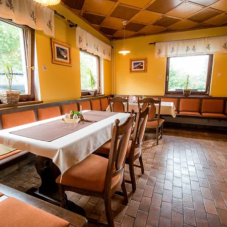 Hisa Resje Konukevi 3*