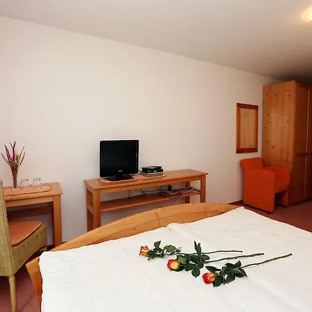 Hisa Resje 3*