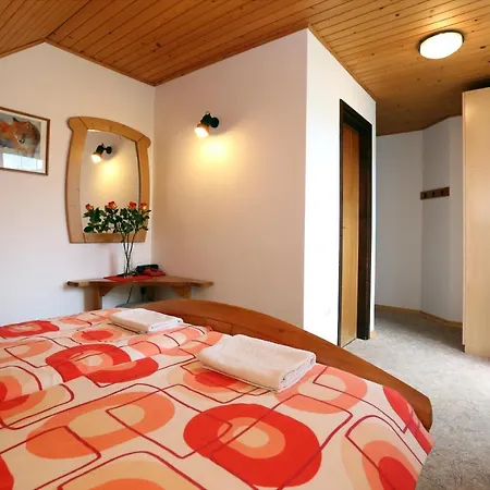 Hisa Resje 3*