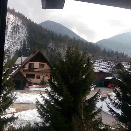 Hisa Resje Gostinjska kuća 3*